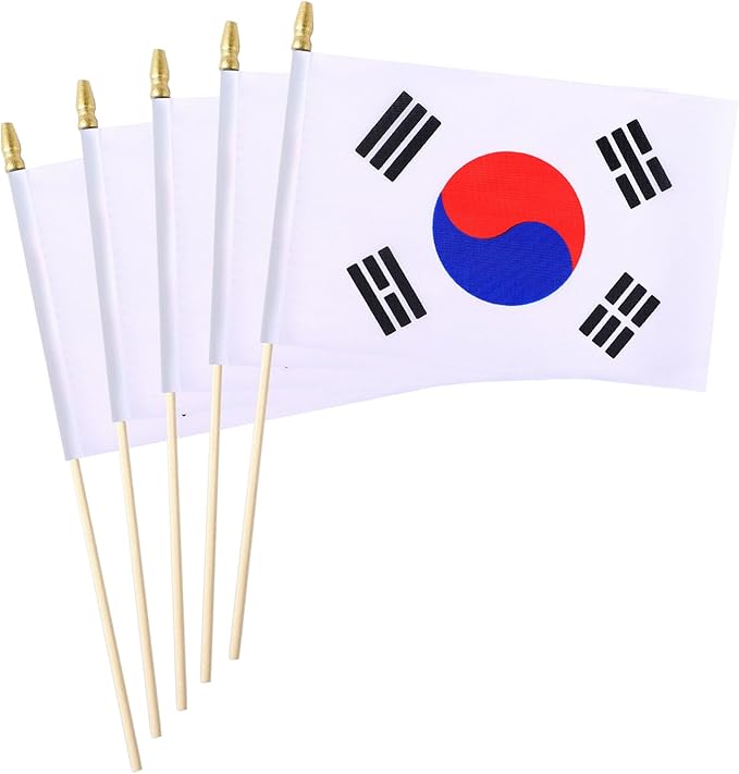 5 Pack Korea Korean Small Mini Wood Hand Held Stick Flag,Suitable For Various Holiday Parties, World Cup, National Day, And National Flag Day.
