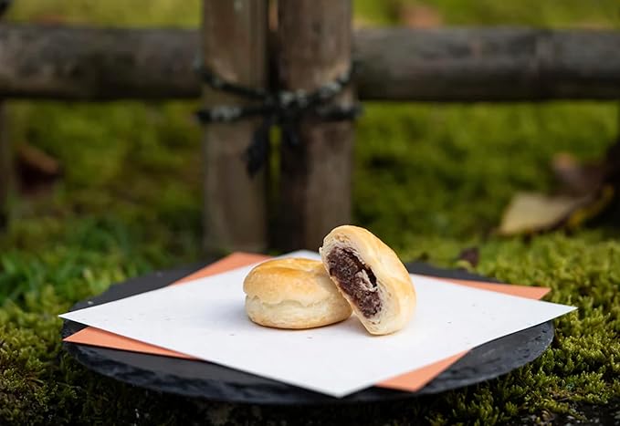 TOMOSAN HOKKAIDO AN BUTTER PIE, Crispy Baked Pie with Rich Red Bean Butter Paste Made from Hokkaido Azuki, Traditional Japanese Wagashi, Individually Wrapped, Perfect for Sharing, Made in Japan, 170g (6oz)